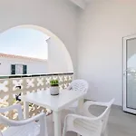 Mare A Fabulous Hideaway *